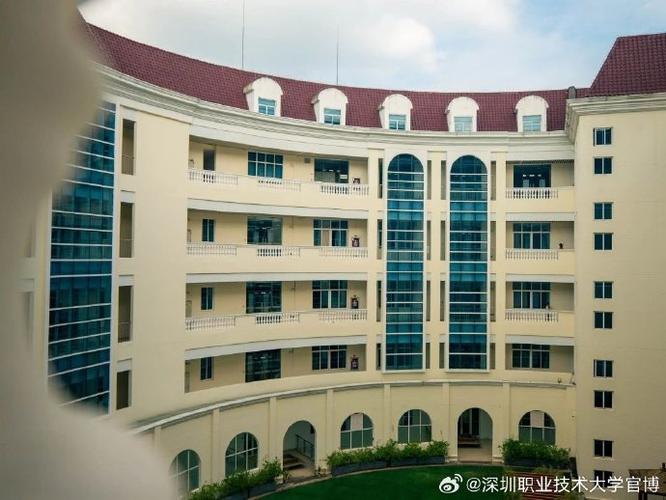技术没有天花板，深职大的舞台比你想象中更硬核